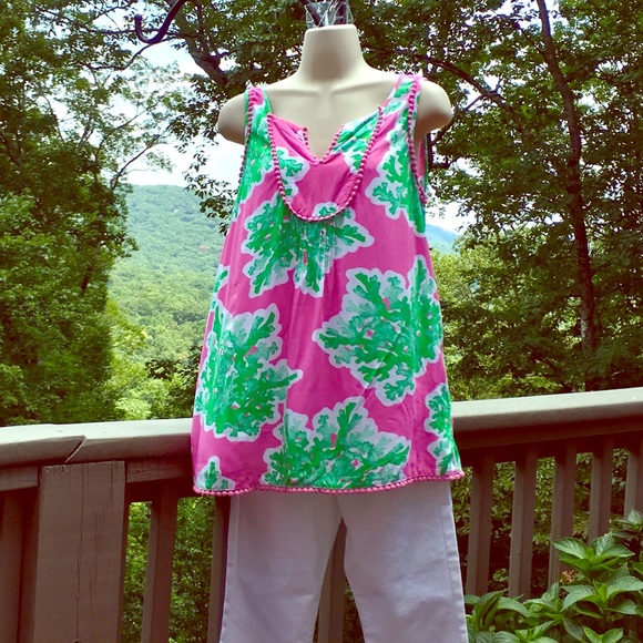 ♥️NWT Crown and Ivy Blouse size Small - Picture 2 of 12